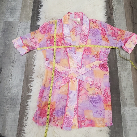 Delicates floral chifon and  satin  kimono tie  robe - Picture 4 of 8
